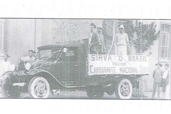 Caminhão movido a Álcool - 1938